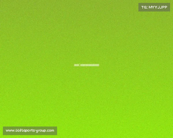 梅西与C罗的球场对决:谁将永载史册 梅西与C罗的球场对决:谁将永载史册